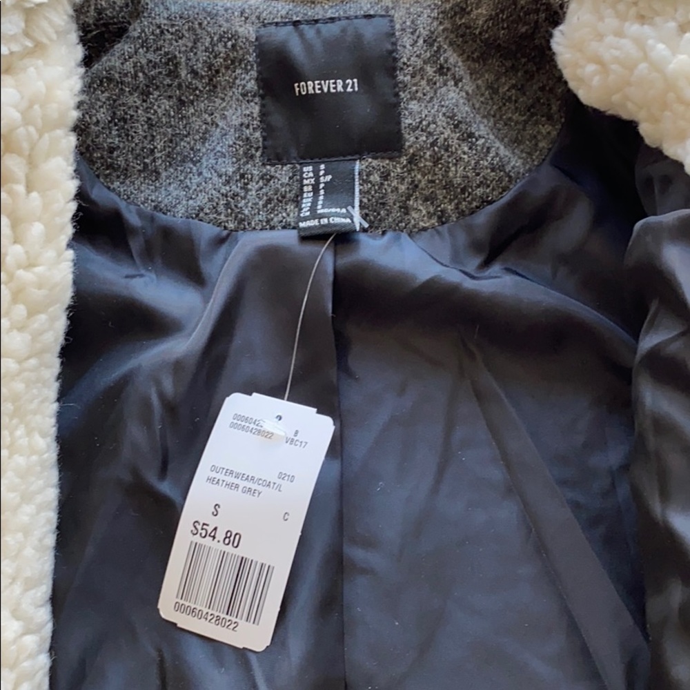 Pea coat - Picture 5 of 6